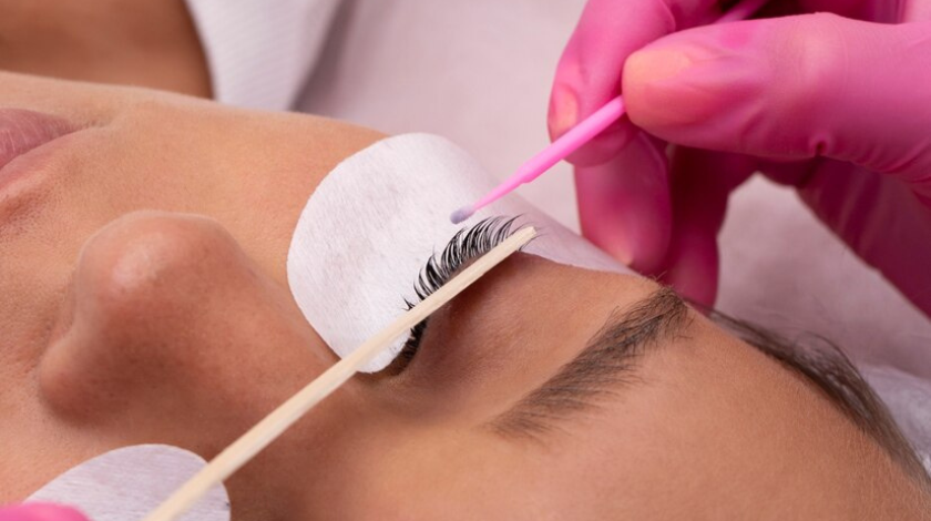 Can I Get Lash Extensions While on Twyneo
